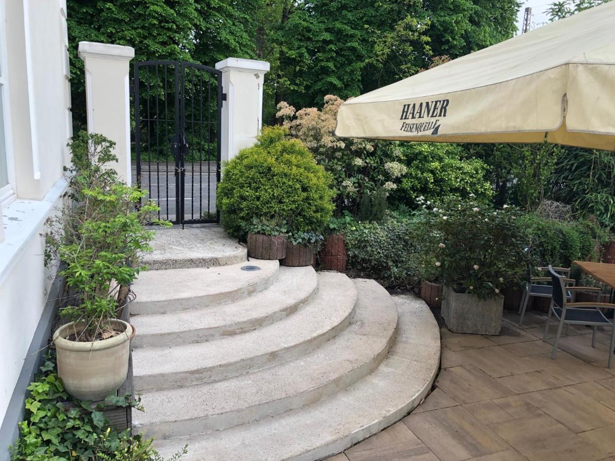 Lili Living Hotel Ратинген Экстерьер фото