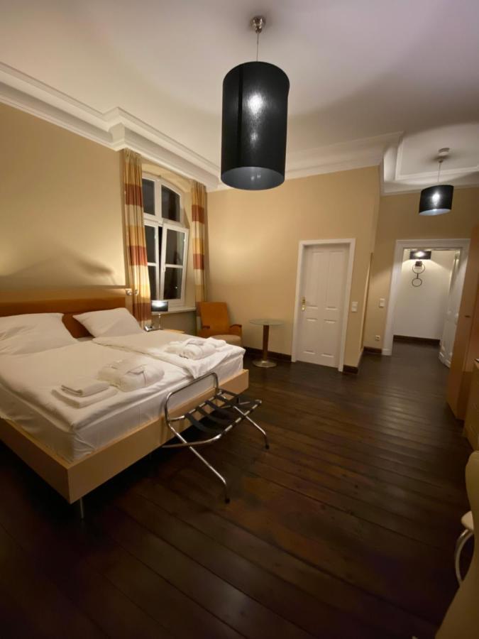 Lili Living Hotel Ратинген Экстерьер фото